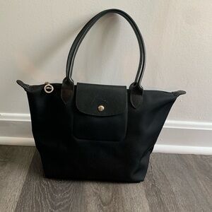*RARE* Longchamp size small ALL BLACK bag